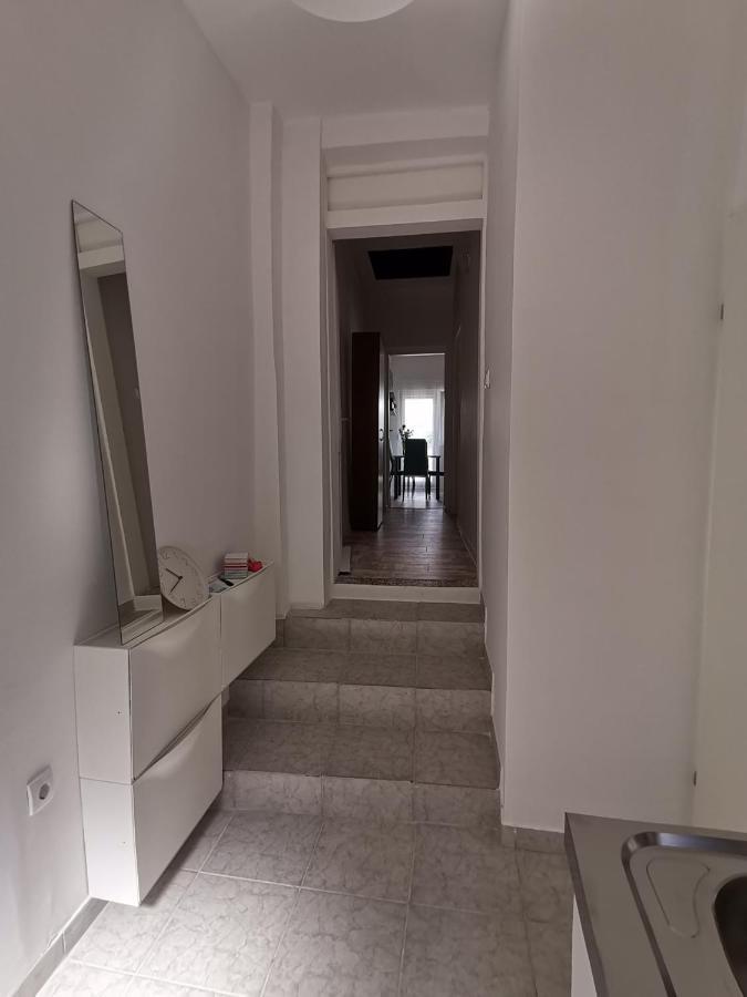 Appartement Ema & Mila 2 à Knin Extérieur photo
