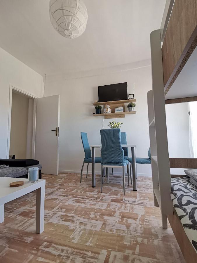 Appartement Ema & Mila 2 à Knin Extérieur photo